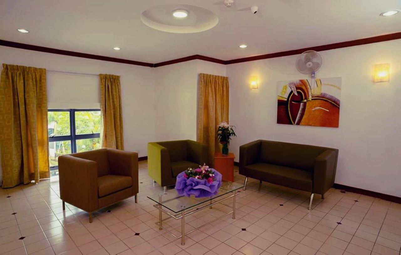 Hotel Amara Subang Jaya Exterior photo